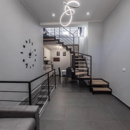 Modern Loft Center Of Turin + Jacuzzi Διαμέρισμα Collegno